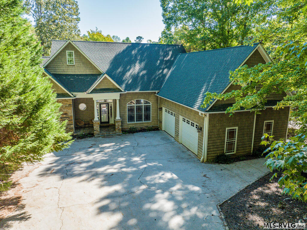 243 Woodland Rd Property Photo 3