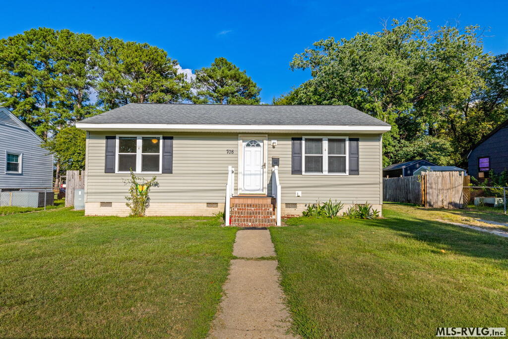 708 Miles Street Property Photo 2