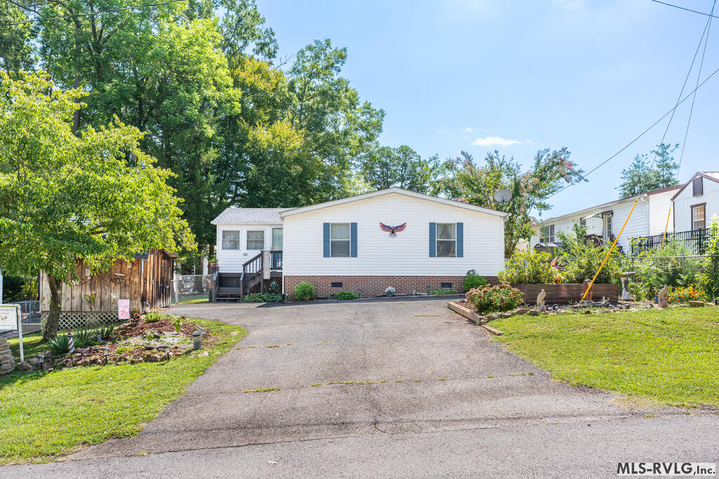 422 Boardman Dr Property Photo 1