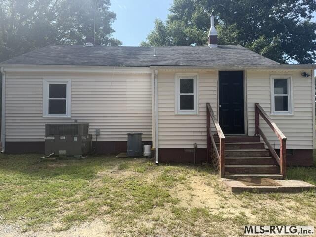 319 Westward Rd Property Photo 6