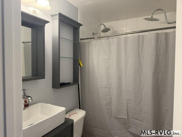 319 Westward Rd Property Photo 15