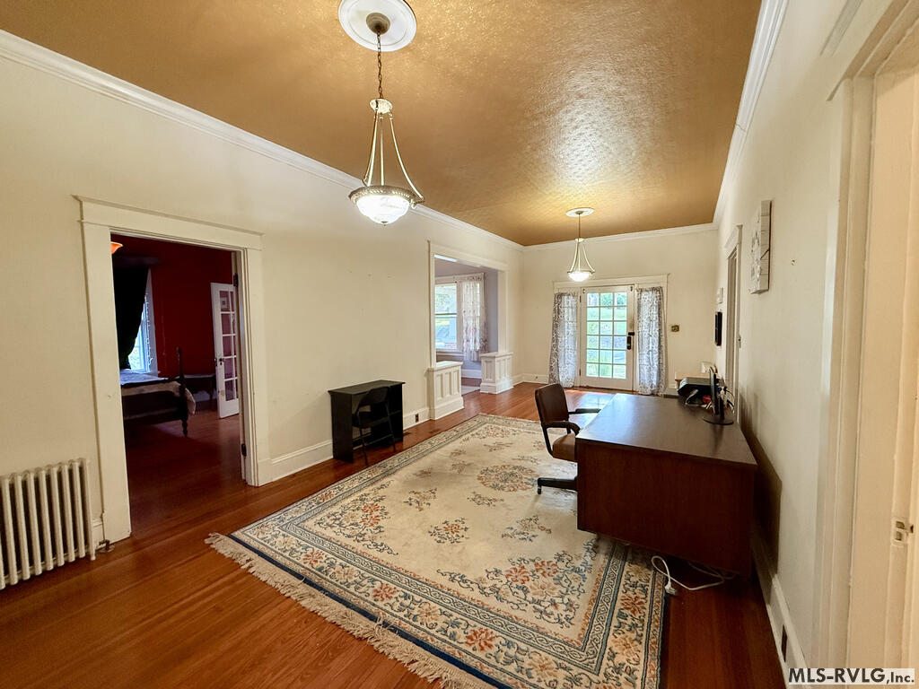 405 S Main Street Property Photo 3