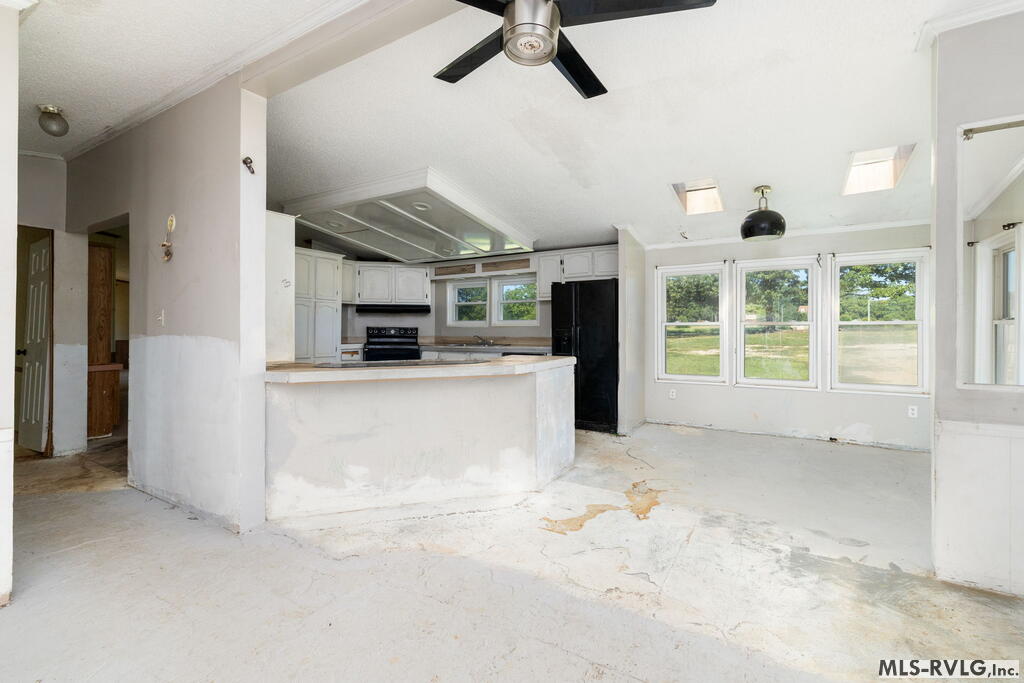 2518 Phillis Road Property Photo 2