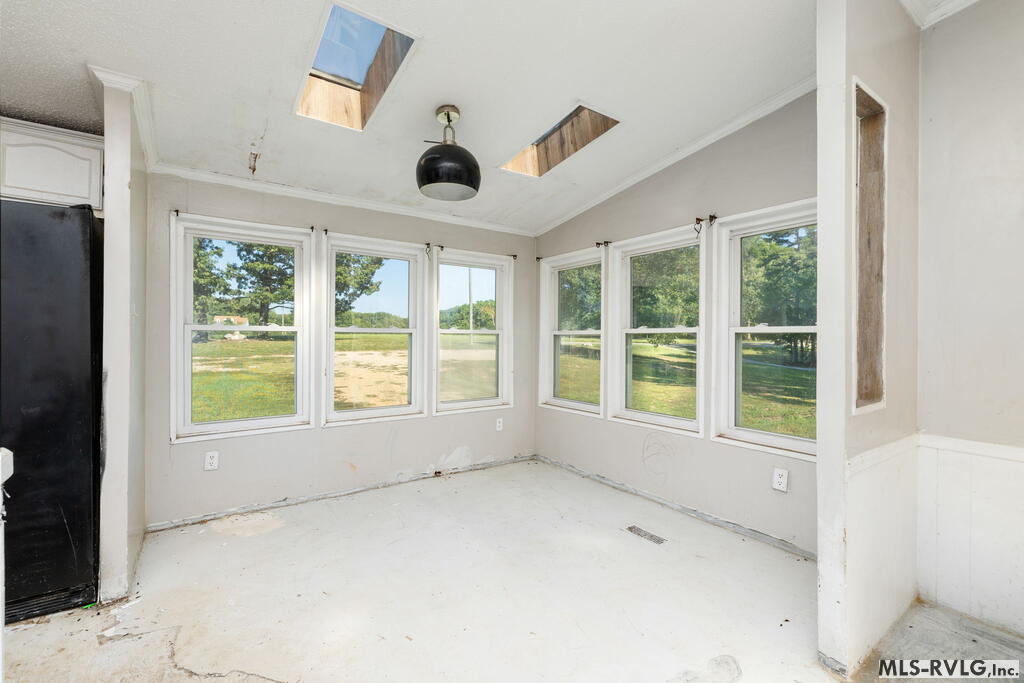 2518 Phillis Road Property Photo 4