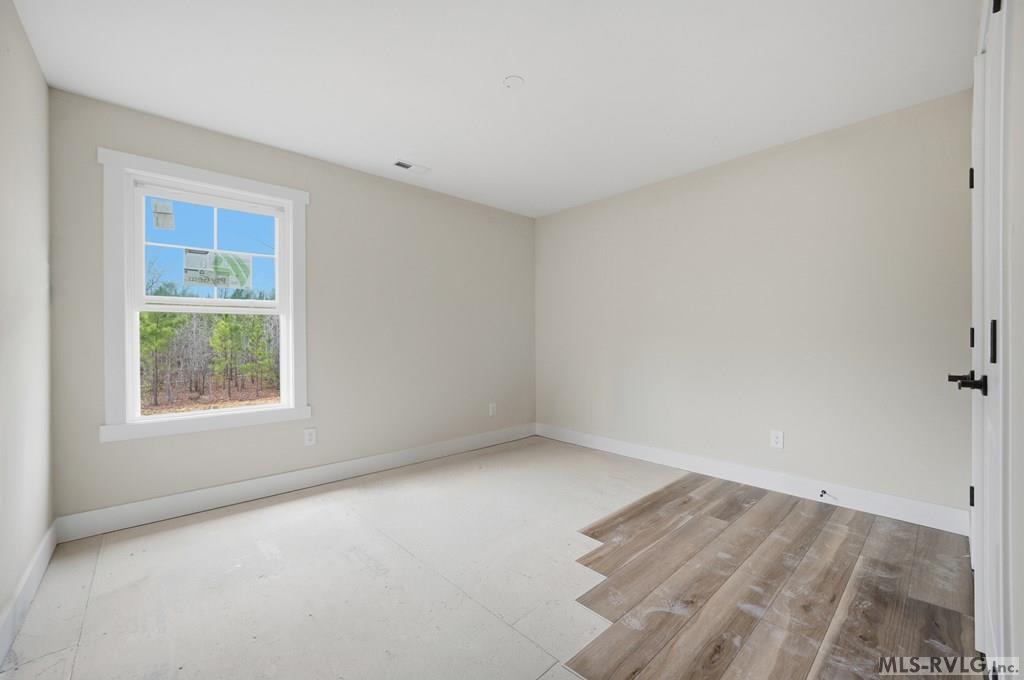595 Ferry Landing Drive Property Photo 31