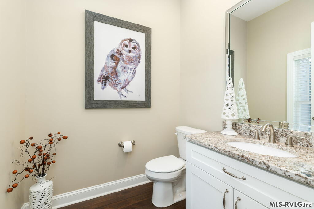 111 Coveside Ln. Property Photo 23
