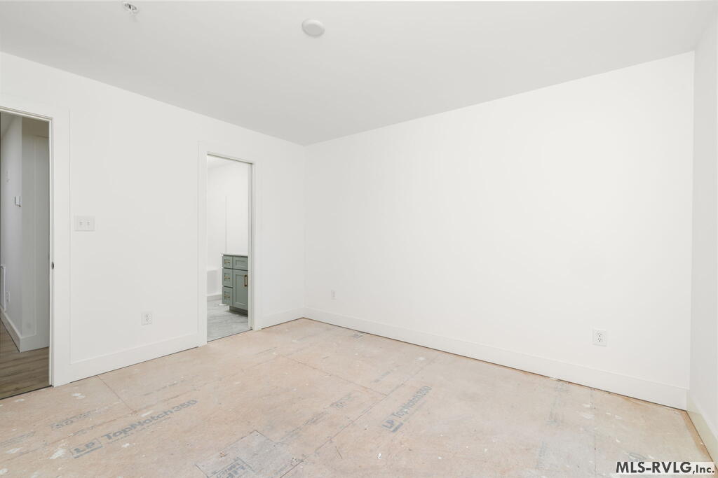 131-102 Gaston Pointe Dr Property Photo 11