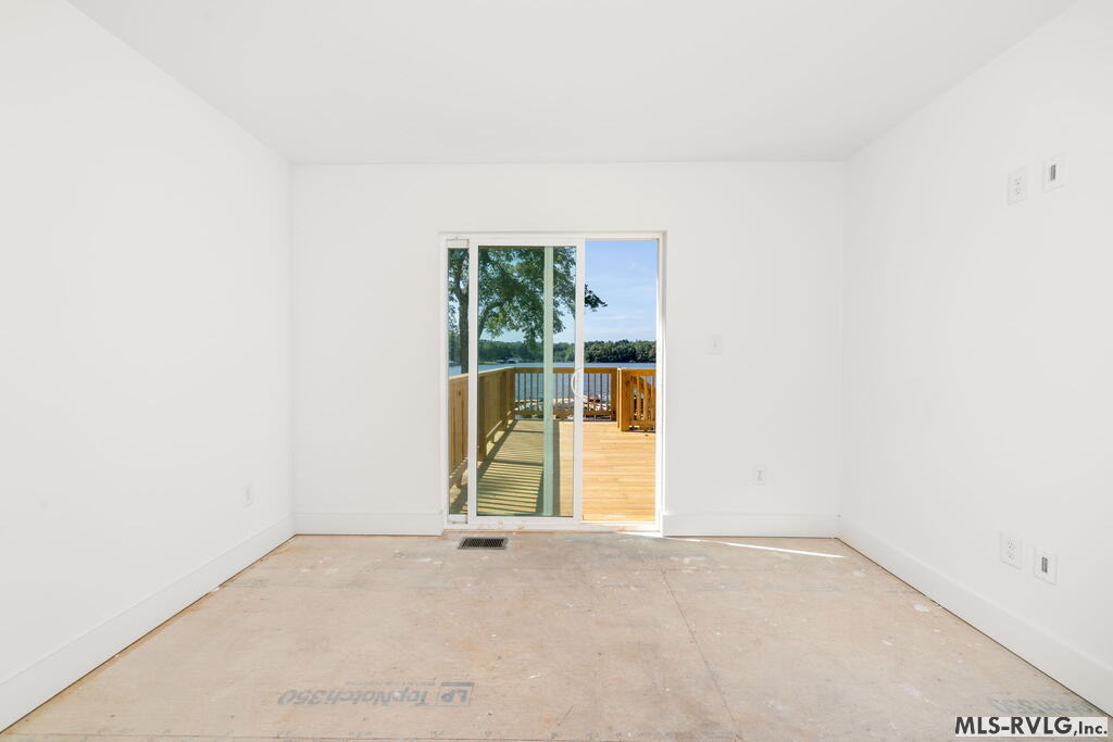 131-102 Gaston Pointe Dr Property Photo 12