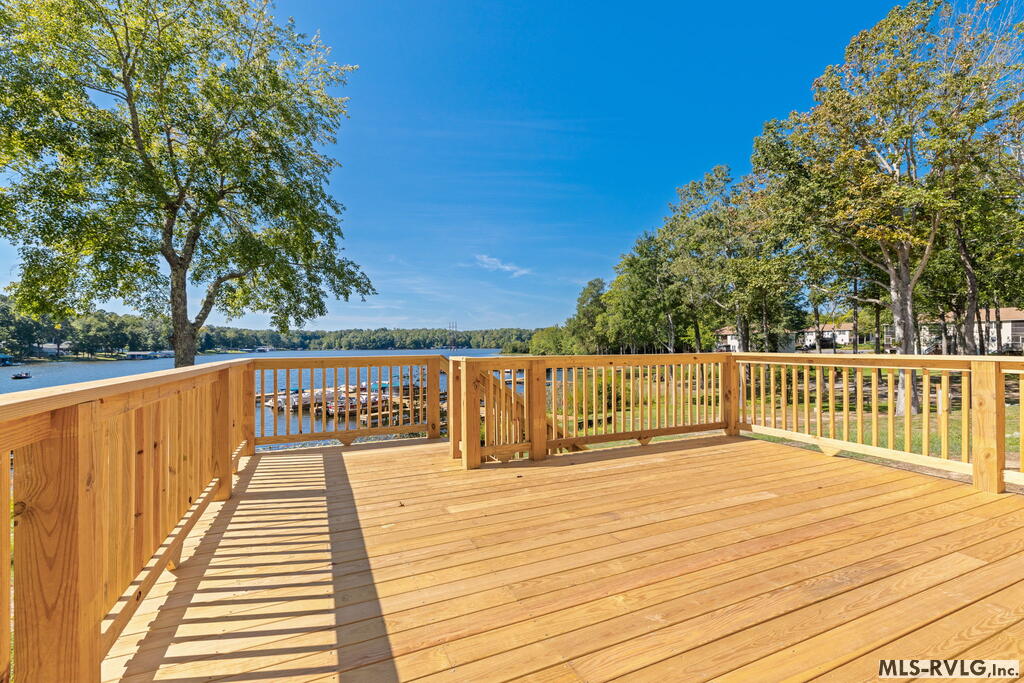 131-102 Gaston Pointe Dr Property Photo 15