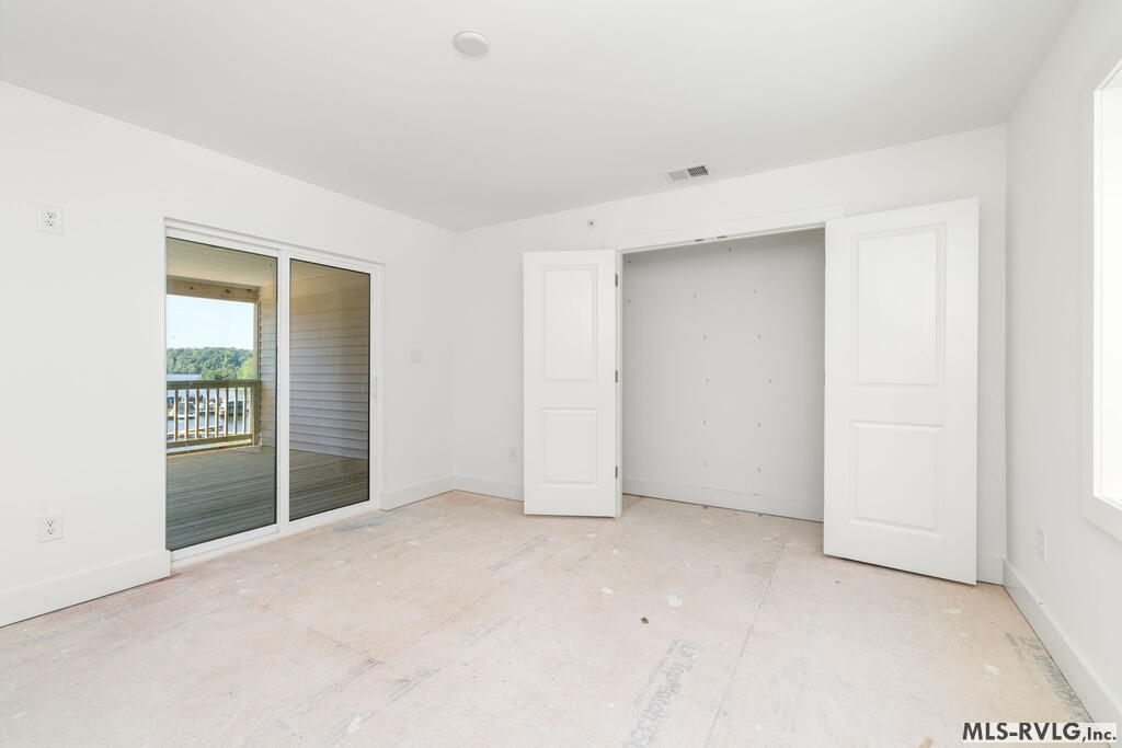 131-102 Gaston Pointe Dr Property Photo 26