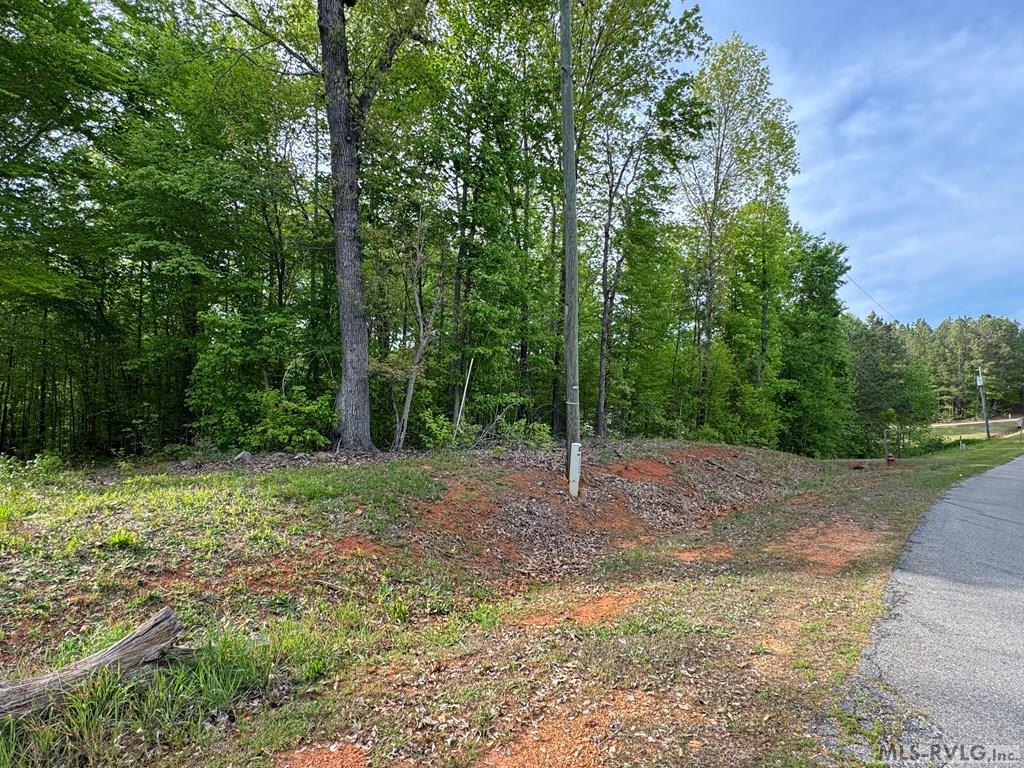 142882 Property Photo 3