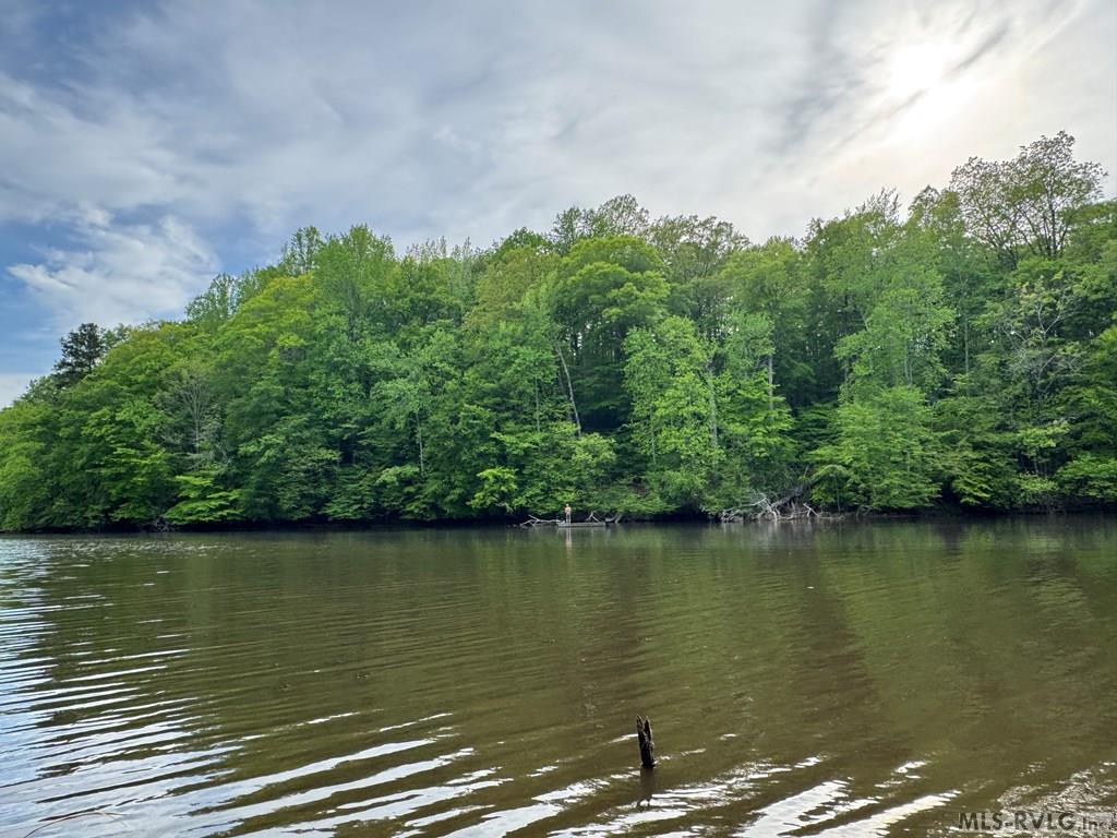 142882 Property Photo 8