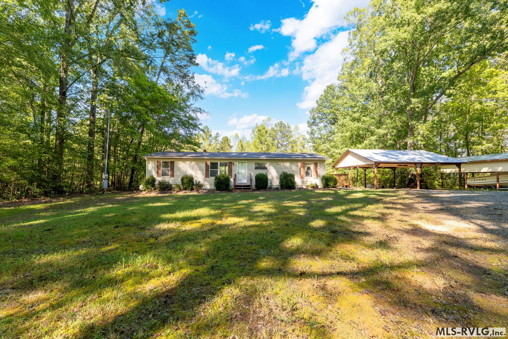 1500 Easters Road Property Photo 5