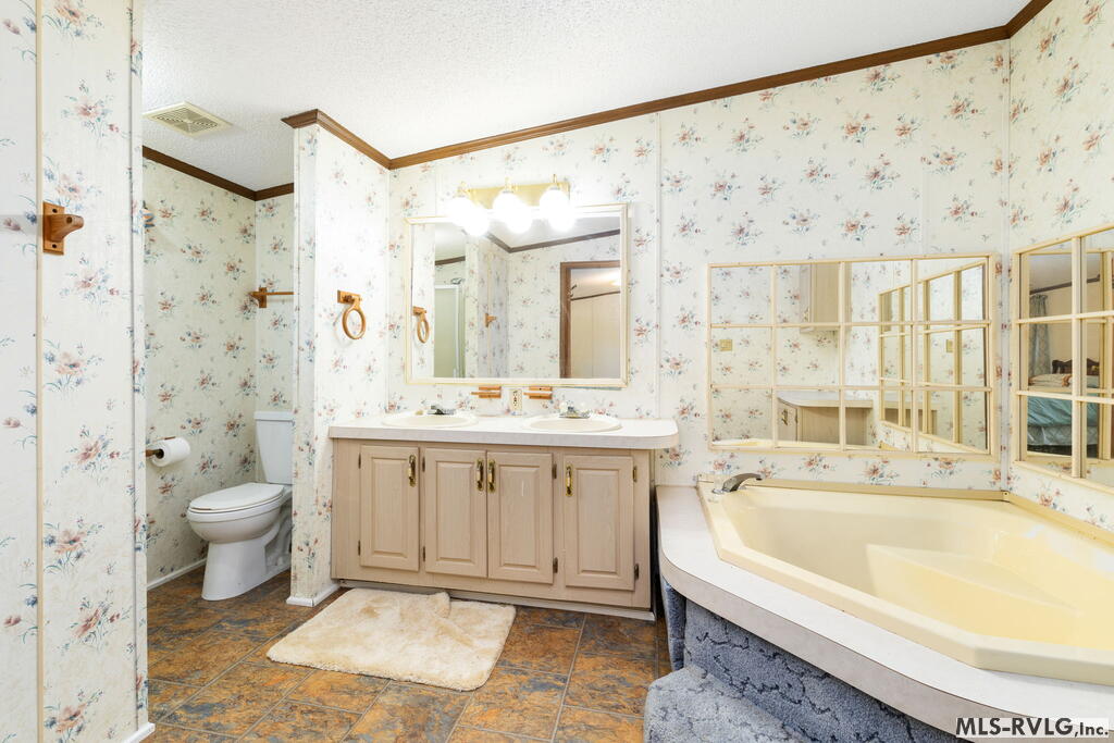 1500 Easters Road Property Photo 28