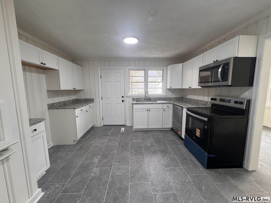 627 Peachtree Street Property Photo 9