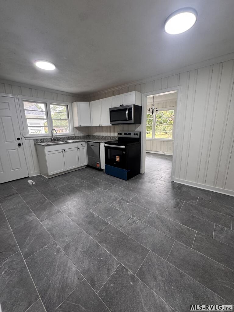 627 Peachtree Street Property Photo 11