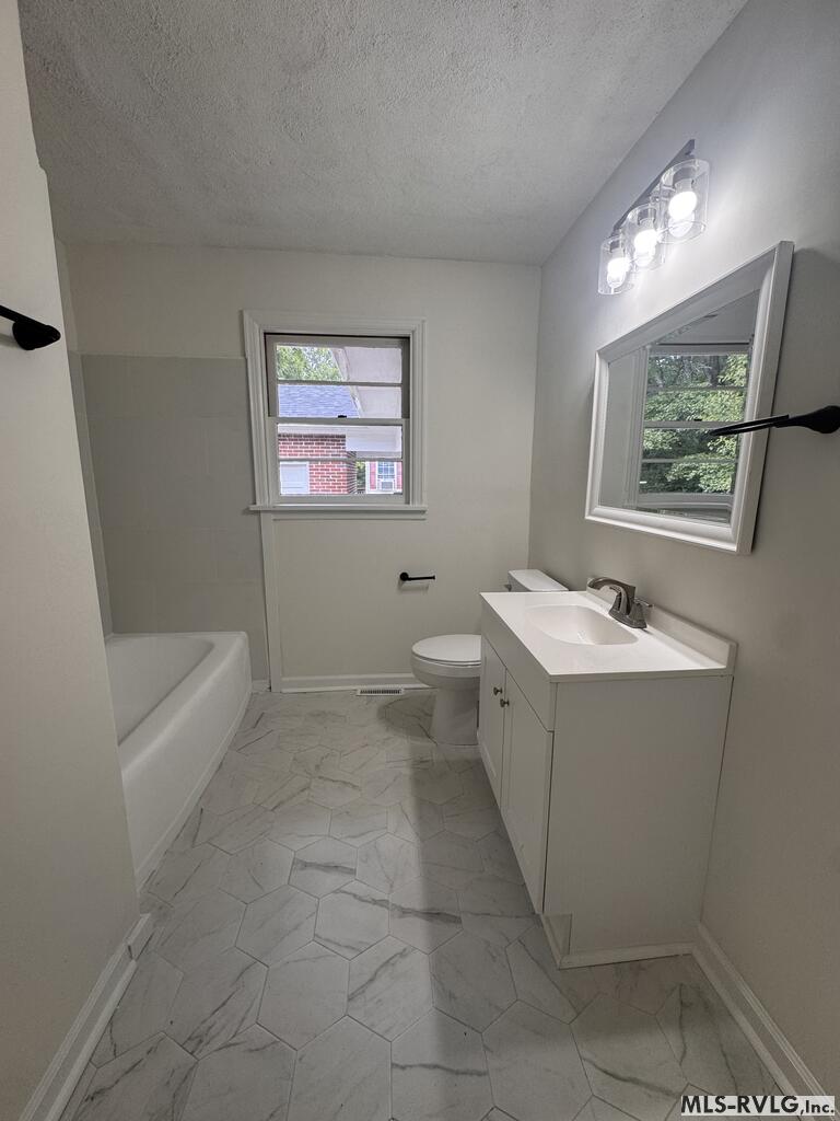 627 Peachtree Street Property Photo 12