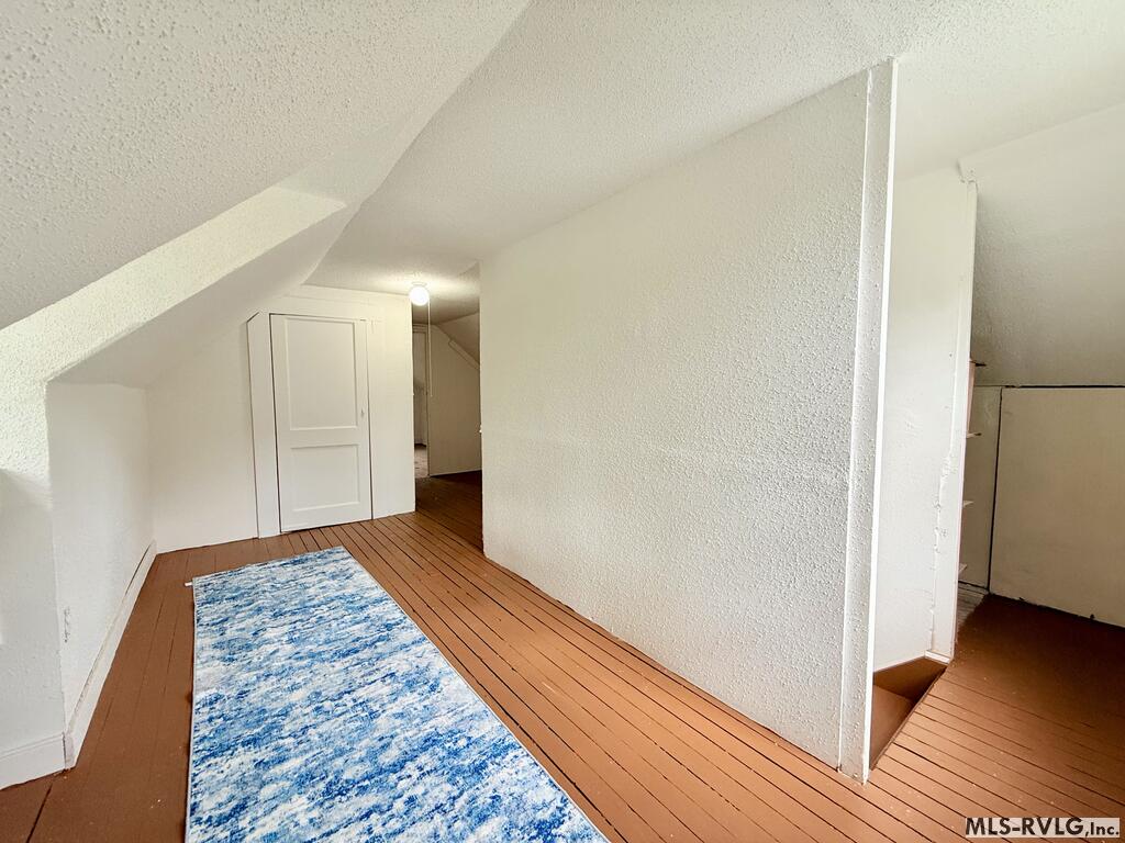 1011 Second Ave Property Photo 17