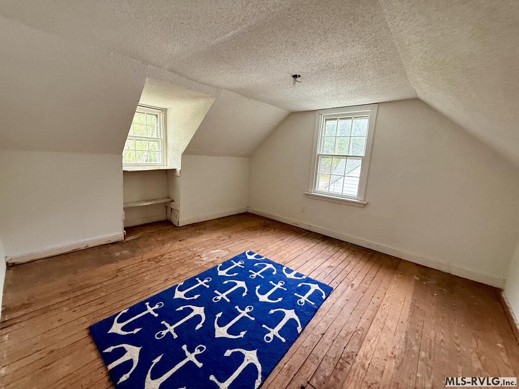 1011 Second Ave Property Photo 19