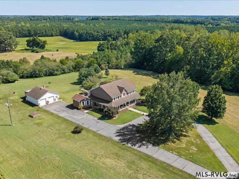 1032 Boxwood Rd Property Photo 1