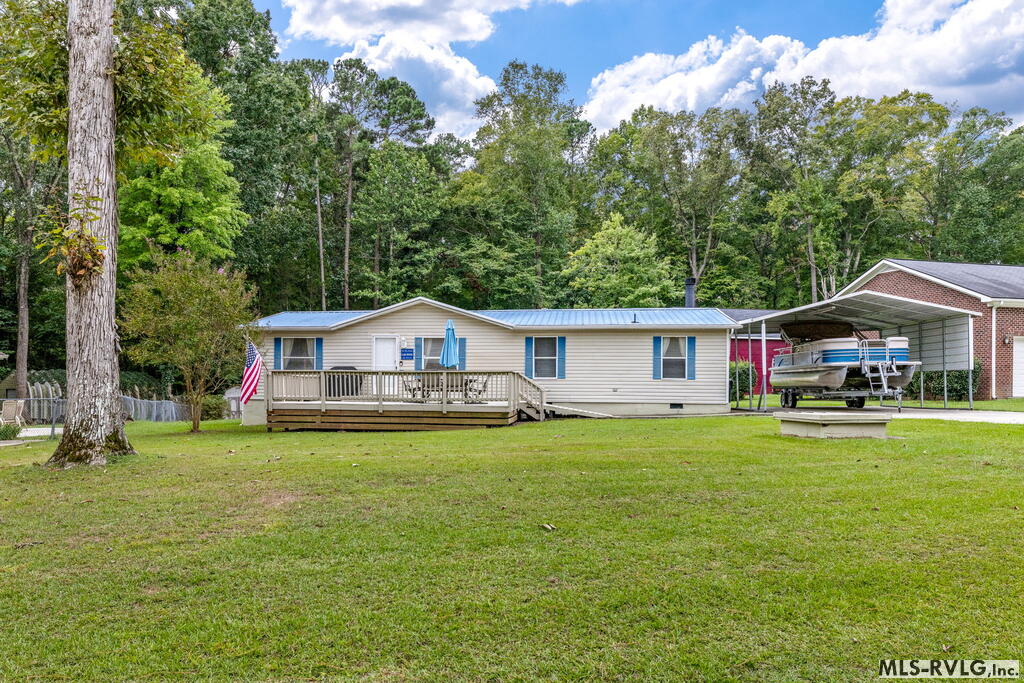 150 Sailboat Ln Property Photo 1
