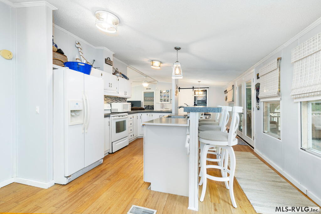 150 Sailboat Ln Property Photo 12