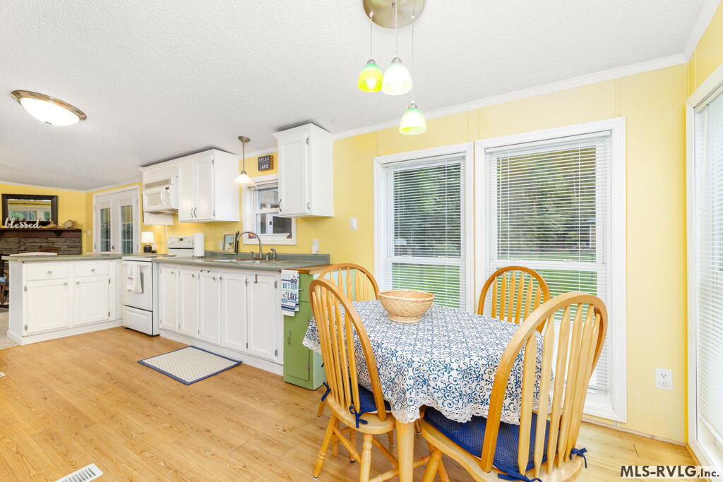 152 Sailboat Ln Property Photo 7