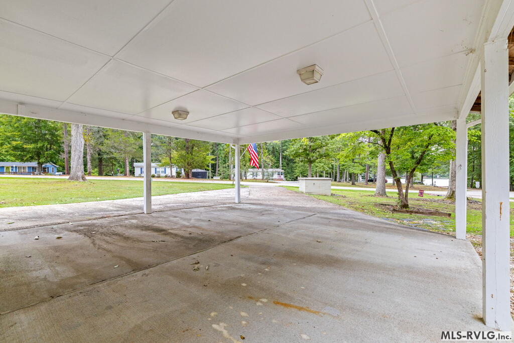 152 Sailboat Ln Property Photo 36
