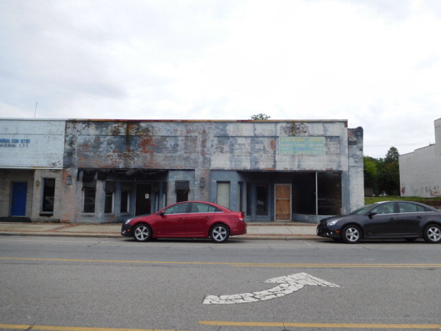 284&286 Roanoke Avenue Property Photo 2