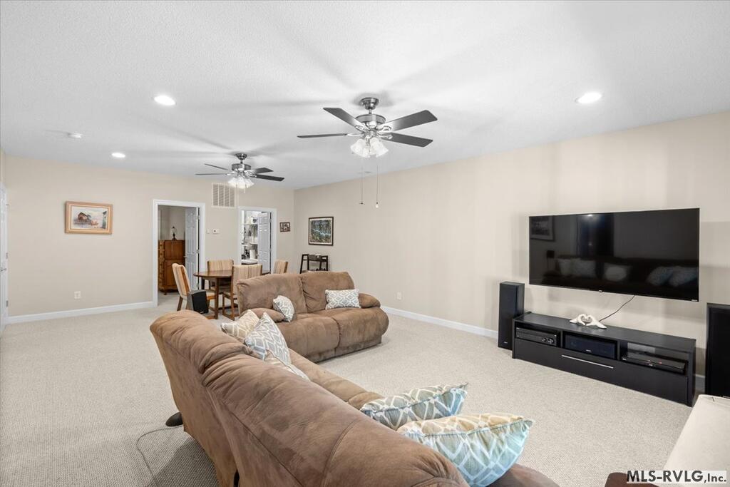 124 Waterview Dr South #91 Property Photo 18