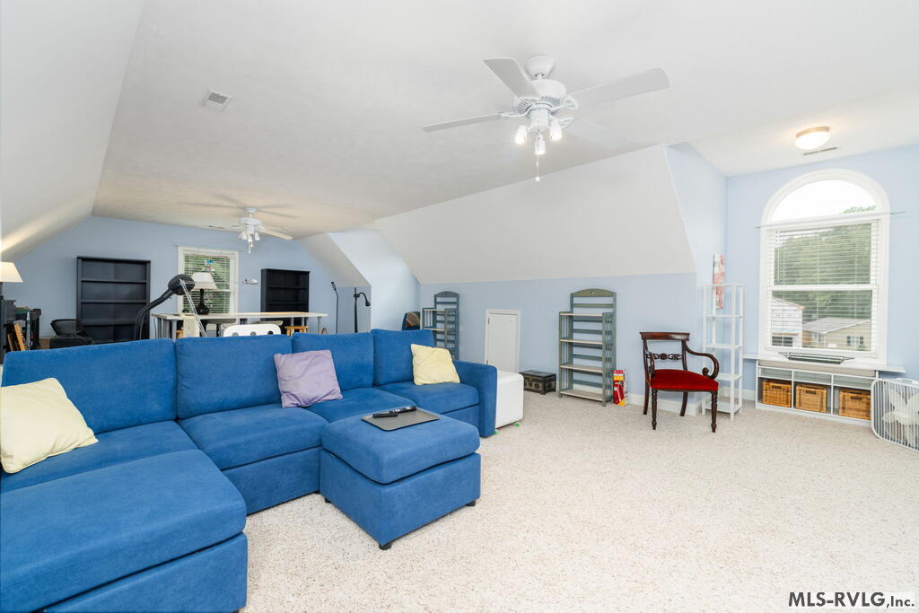 335 Forest Hill Dr Property Photo 40
