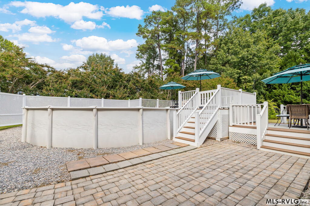 335 Forest Hill Dr Property Photo 47