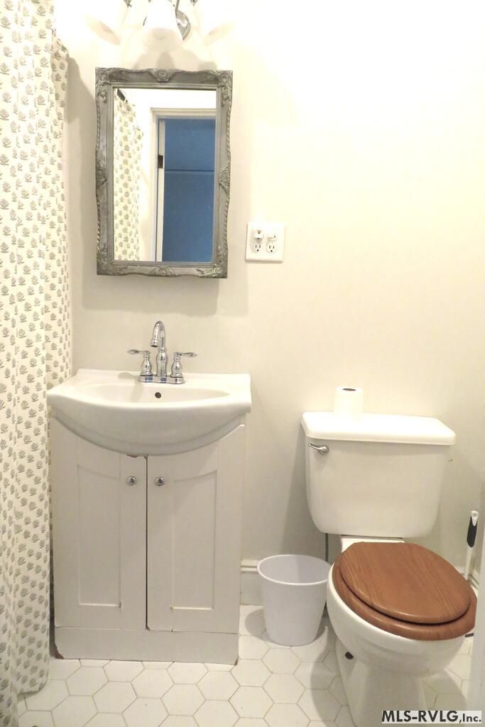 508 Roanoke Avenue Property Photo 27