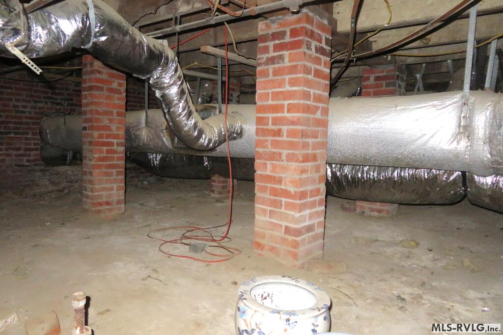 508 Roanoke Avenue Property Photo 41