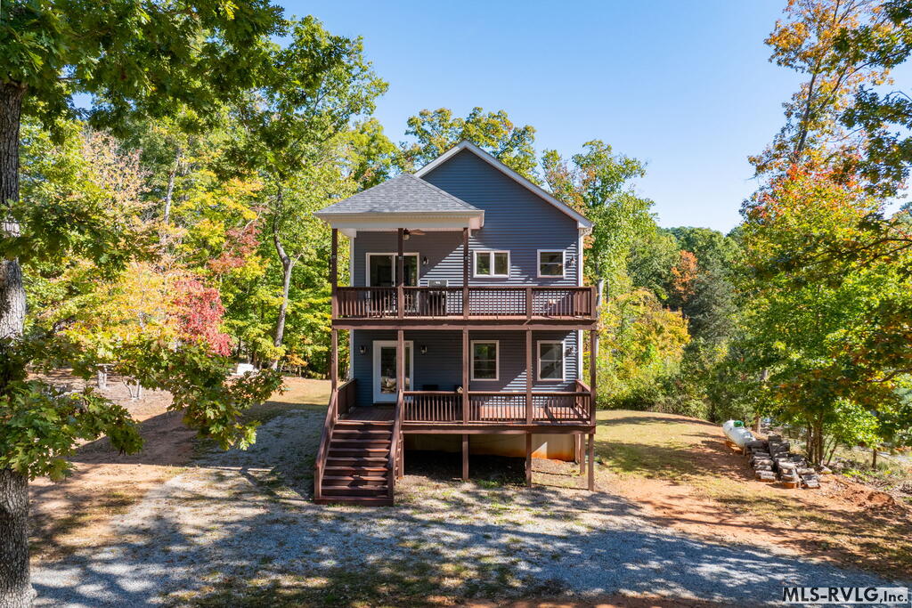 175 Redwood Property Photo 1