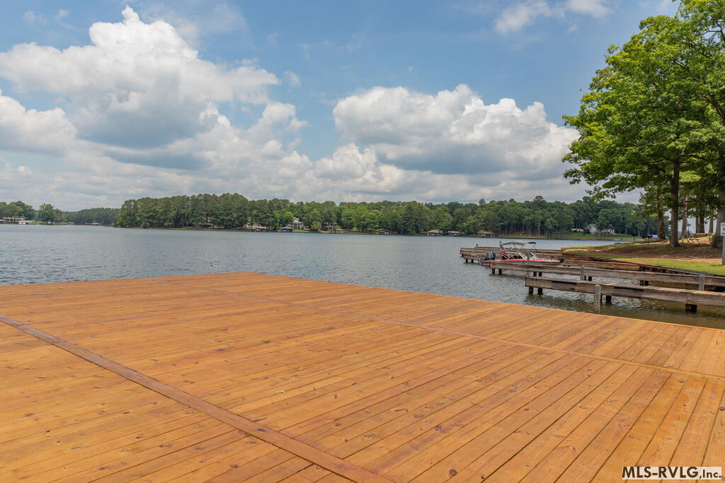 175 Redwood Property Photo 23
