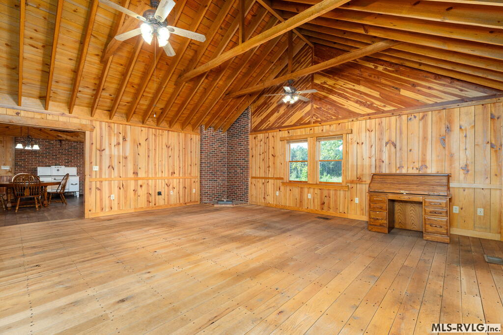 1318 Poor House Road Property Photo 7