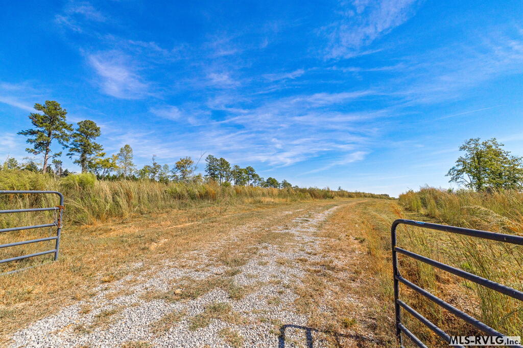 1318 Poor House Road Property Photo 35