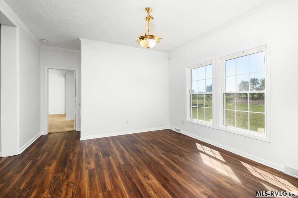 7038 Liberty Road Property Photo 10