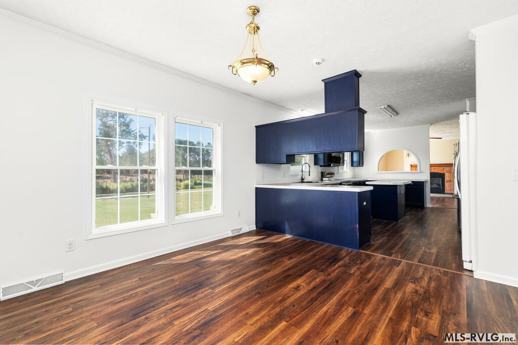 7038 Liberty Road Property Photo 11