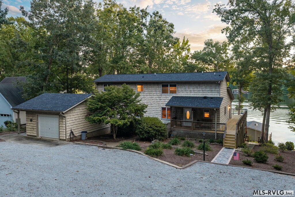 1463 Great Creek Drive Property Photo 15