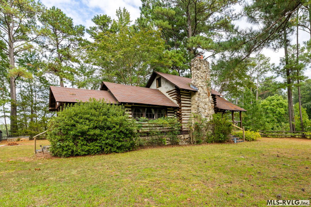 216 Lonsdale Drive Property Photo 19