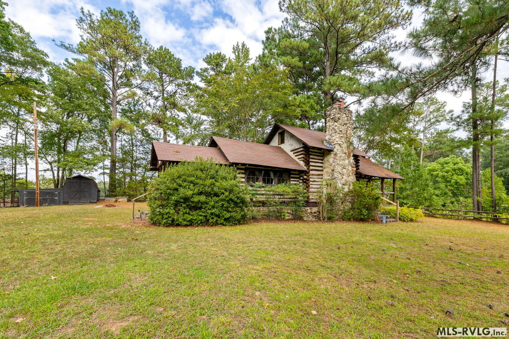 216 Lonsdale Drive Property Photo 20