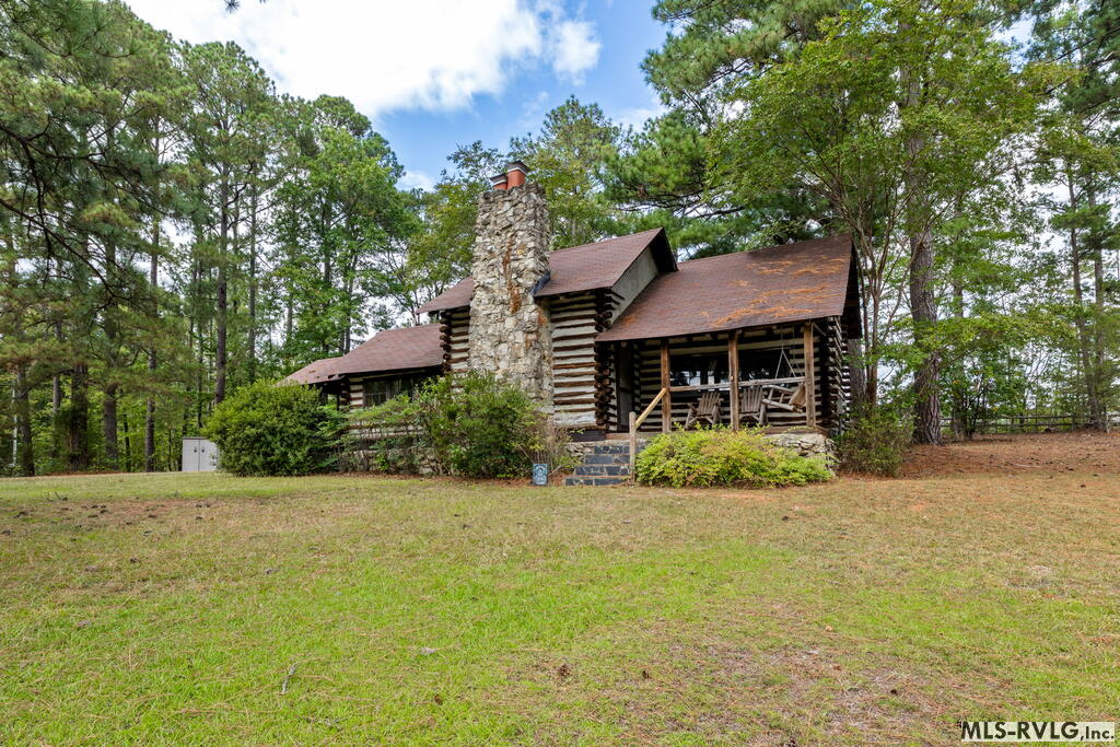 216 Lonsdale Drive Property Photo 21
