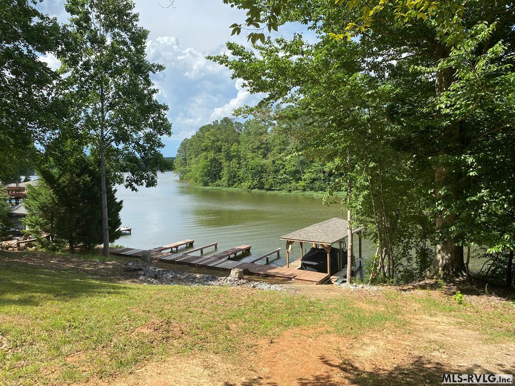 101 N Macon Dr Property Photo 3