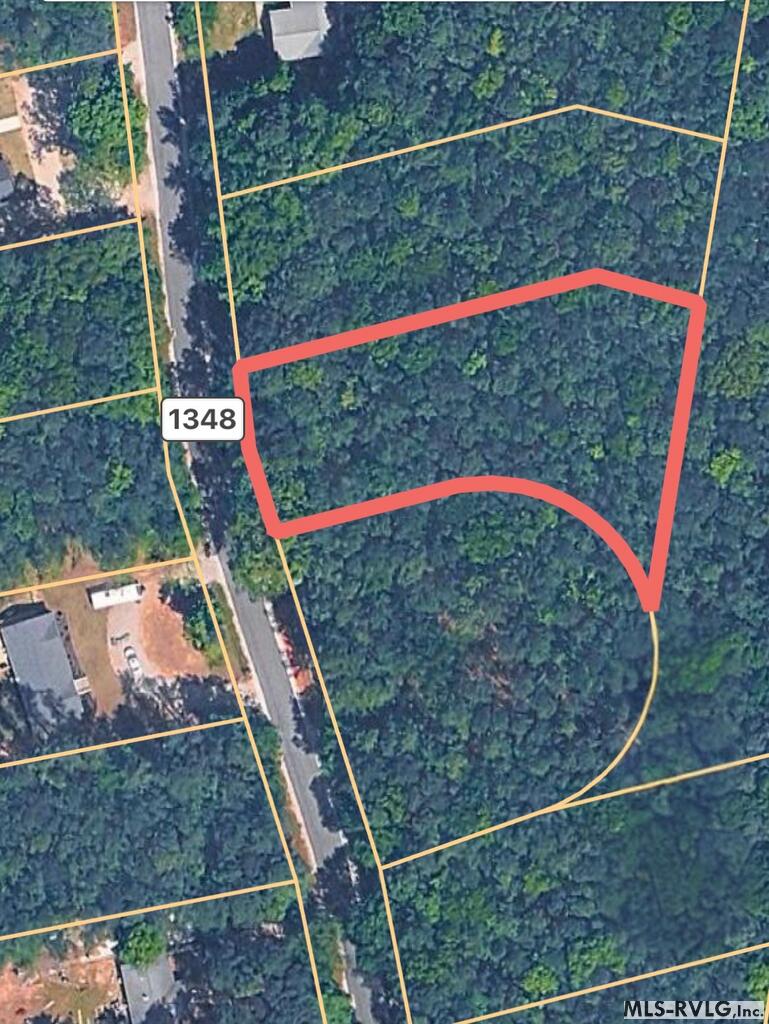 101 N Macon Dr Property Photo 4