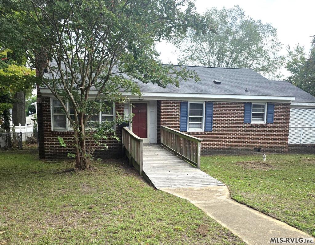 516 Roanoke Ave Property Photo 1