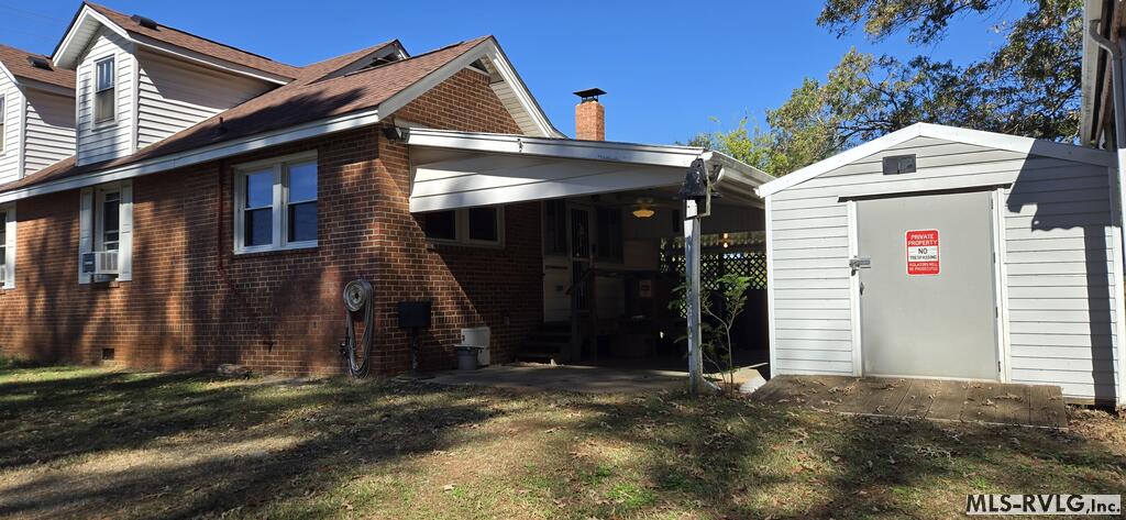318 Oakwood Ave Property Photo 4