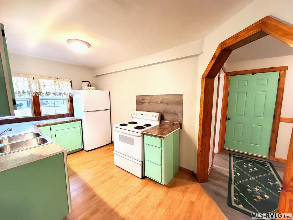 219 Gunpowder Trail Property Photo 7