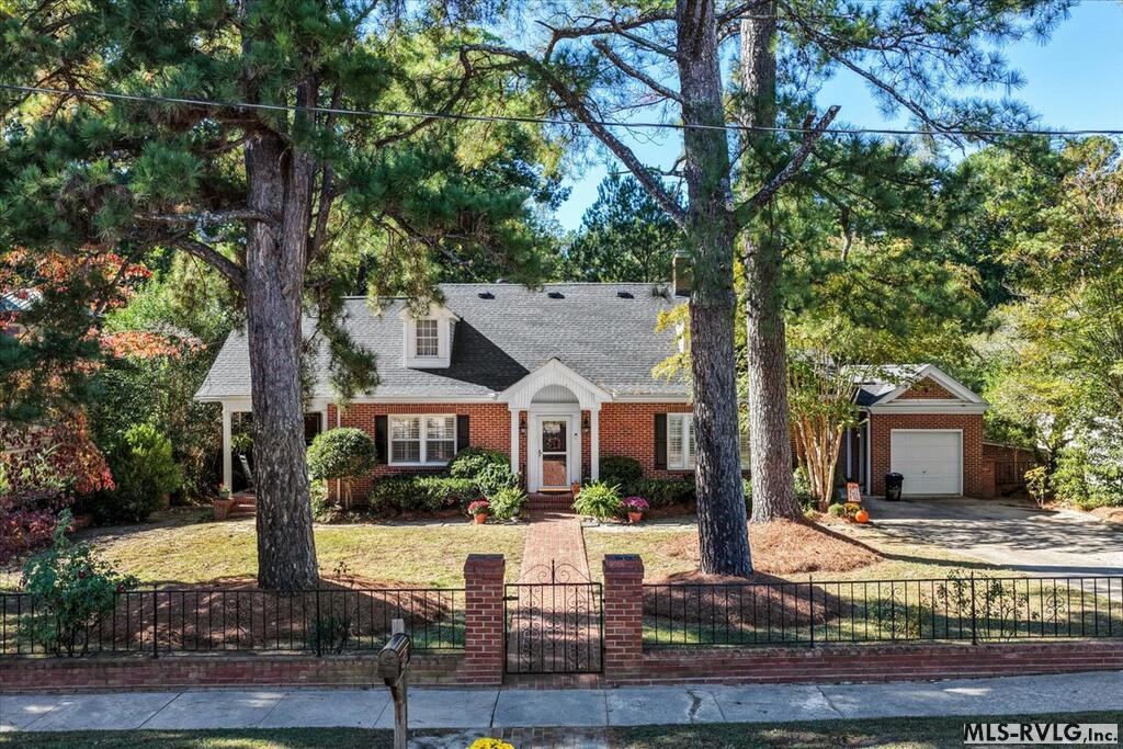 414 Mosby Avenue Property Photo 1